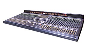 Yamaha P M 3000 professional 40 channel audio mixing console